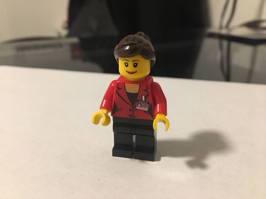 Lego news reporter girl minifigure