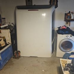 Truck Ford 250  Camper...200$ OBO