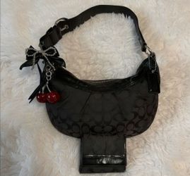 Y2K COACH BLACK SIGNATURE C SOHO HOBO WITH MATCHING WALLET