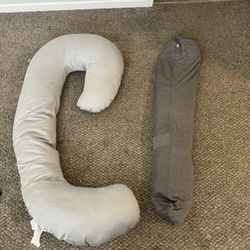 2 Pregnancy Pillows 