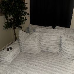 Plush Couch Set 