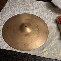 Zildjian 18” Ride Cymbal