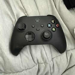 Used XBox controller with stick drift on th right joystick