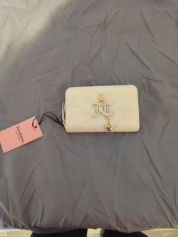 Juicy Couture Wallet NWT Soft White Everything Nice Bi-Fold Gold Hardware Bling