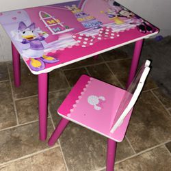 Minnie Mouse Table And Chair 