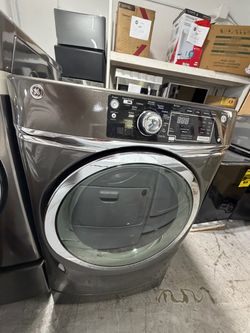 GE Front Load Dryer with Steam