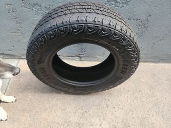 265/65/R18 Goodyear tires great condition chevy silverado