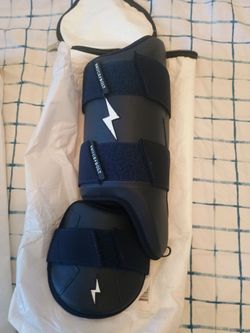 Bruce Bolt Navy Blue Leg Guards