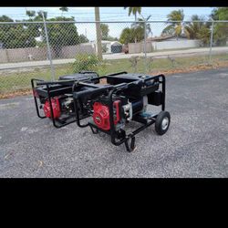 HONDA GENERATORS  BOTH ALMOST NEW CONDITIONS  5,000 WATTS RUNNING  $1500  Each 