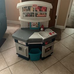 Little Tikes Kitchen