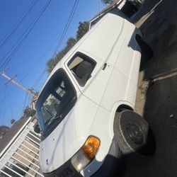 Dodge Ram Van 2500  Del 2003