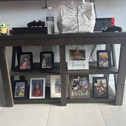 🪵 Dark Wood Accent / Living Room TV Table – Great Condition