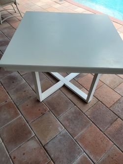 Dining room table 30 High 42x42 