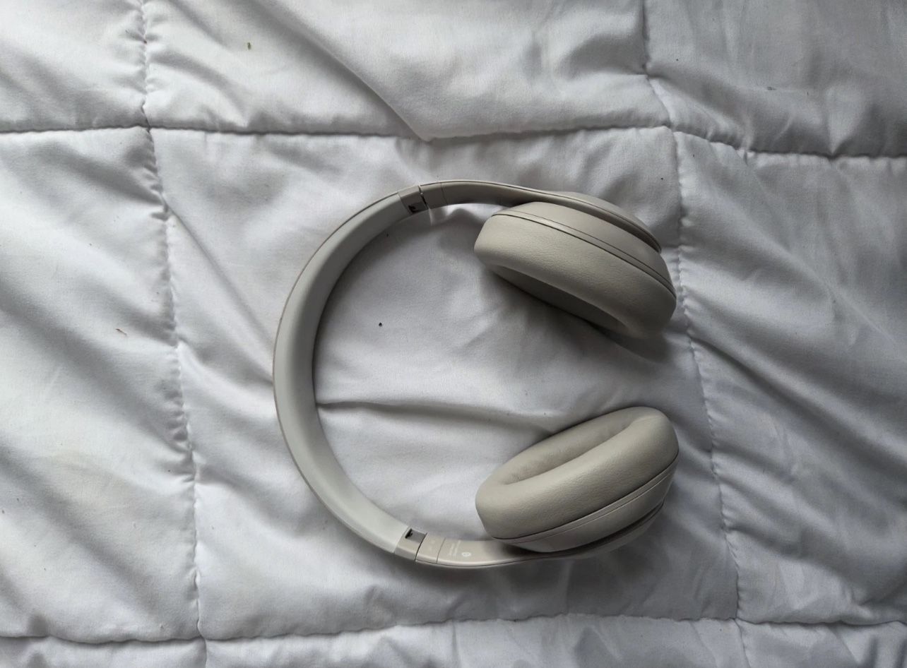 Beats studio pros