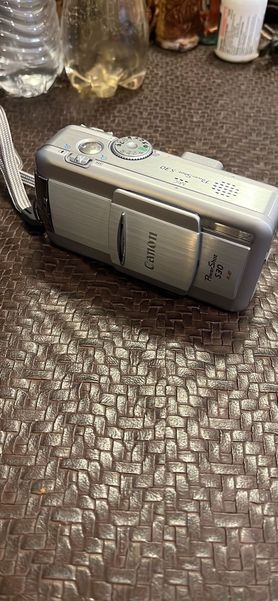 Canon PowerShot S30 3.2MP Digital Camera - Silver