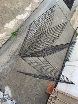 16’ x 3” tall Play pen used but good condition 30.00