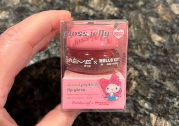 THE CRÈME SHOP HELLO KITTY SANRIO GLOSS LIPGLAZE IN BERRY CHERRY $6!!