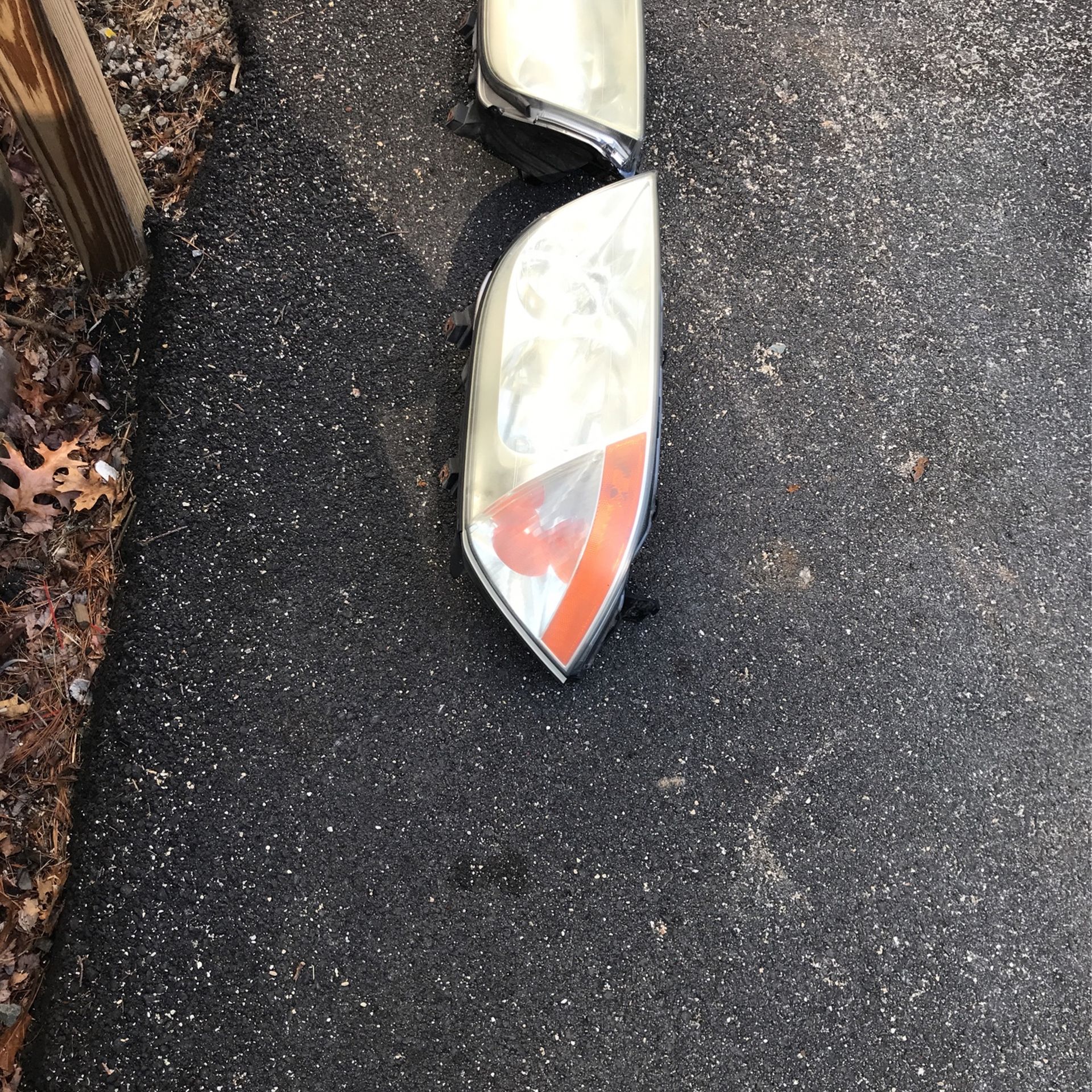 2003 Acura MDX Headlights