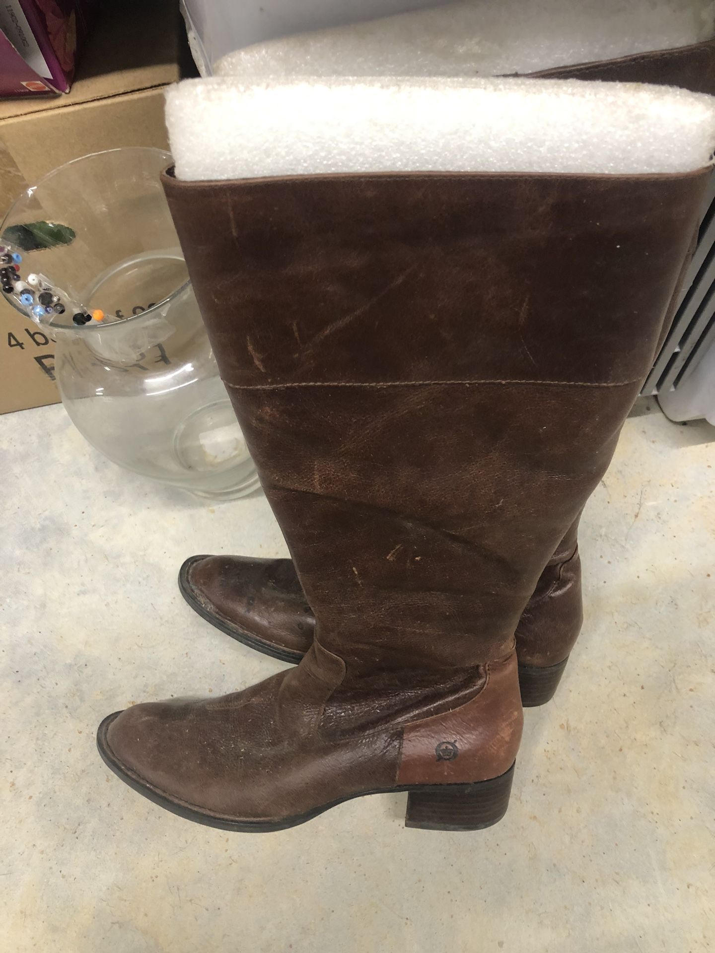 Size 8 Leather Boots