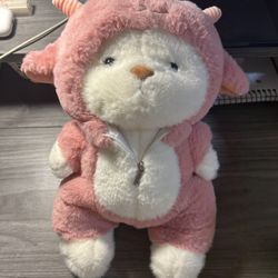 stuffed animal and plushes