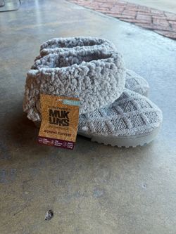 Women’s winter slippers