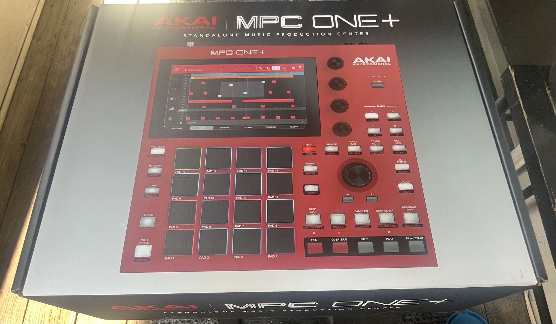 Akia Professional Mpc One