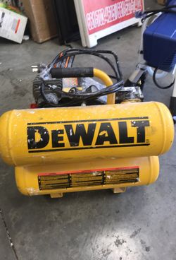 Dewalt compressor Heavy Duty 4 gall