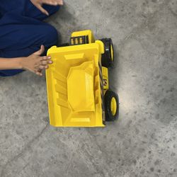 Dig Truck Toys Make Sounds and Moves