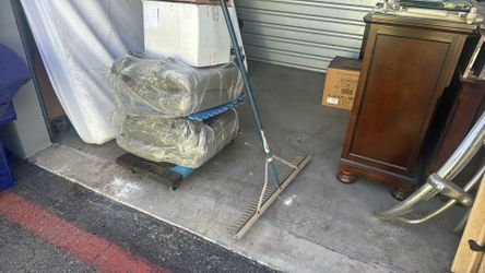 Landscaping rake