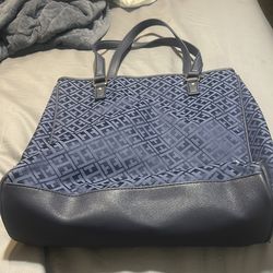 Tommy hilfger purse