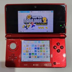 Nintendo 3DS w/ Charger & 128GB SD Card [585 games installed] 