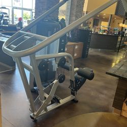 Precor Lat Pulldown 