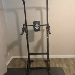 Power Tower Pull Up Bar Station