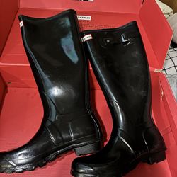Tall Hunter Boots, Size 10, Black Shiny