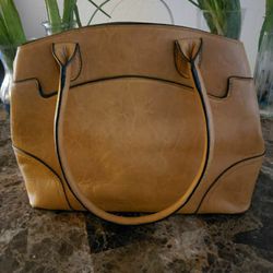 Very Nice "Bueno" Tan Leather Handbag.