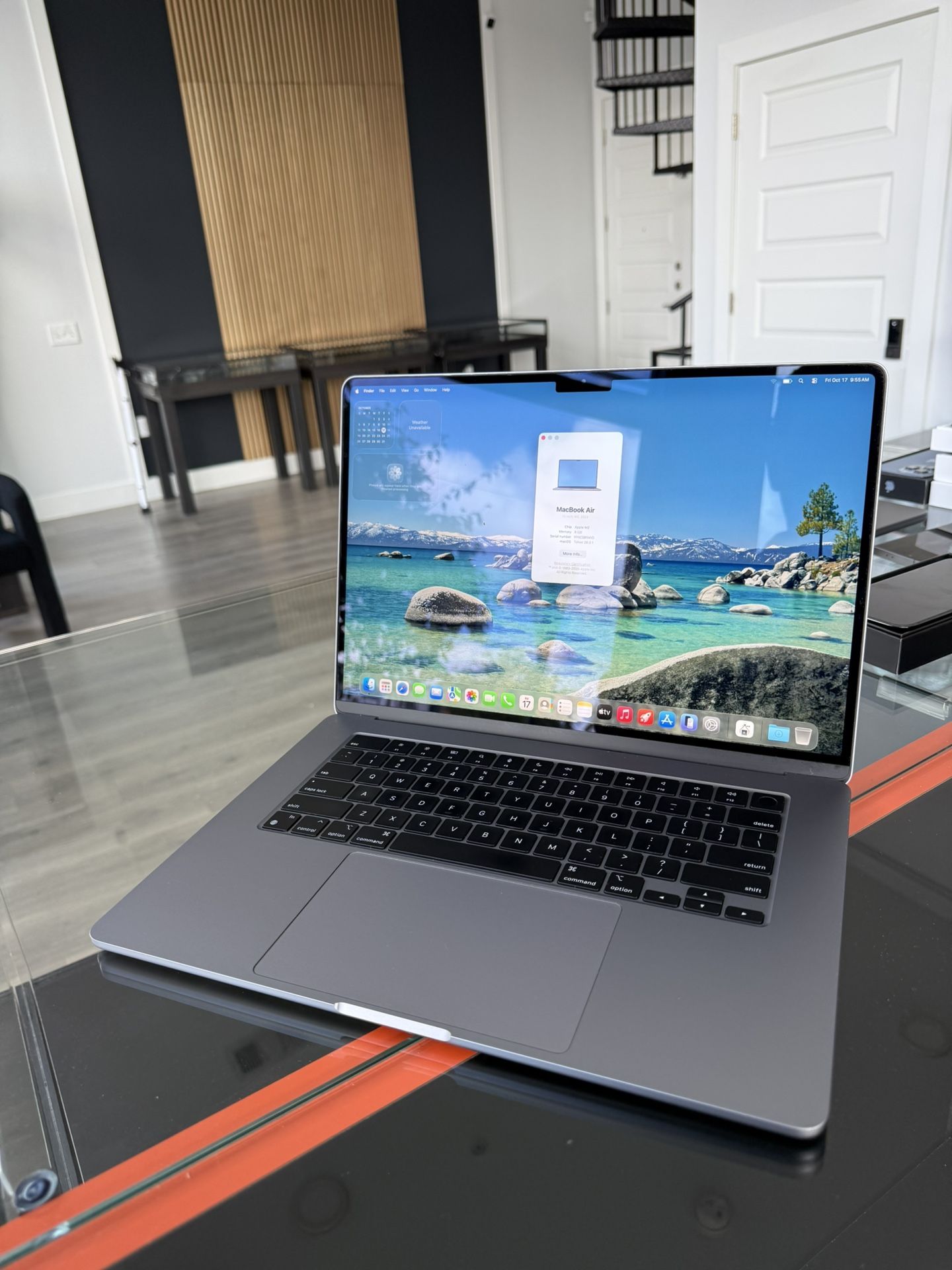 2023 15” MacBook Air M2 Chip 8GB Ram 256SSD! 90 day warranty! We offer financing!
