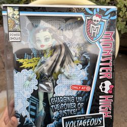 Monster High Voltageous Frankie Stein NIB Actual Doll 2013 Target Exclusive