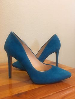 Jessica Simpson heels