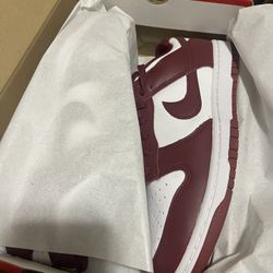 New In Box (Nike Dunk Low) Burgundy “size 11” 