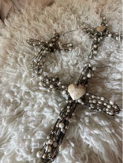 Home decor- pearl crosses