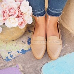 Women Vintage Moccasin. Flat Shoes. Handmade in Argentina - Angelica Camel Vintage Leather Shoes