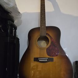 Yamaha F335 TBS Acoustic Guitar