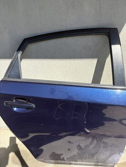 Parts door prius 2010 -2015