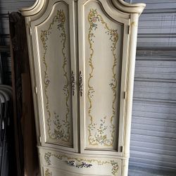 Armoire