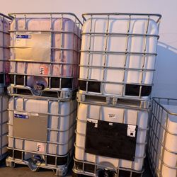 Closed Top Poly Drums And totes