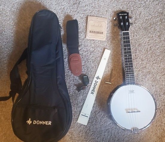 Donner Banjolele 4 String Banjo Ukulele Kit + Gig Bag