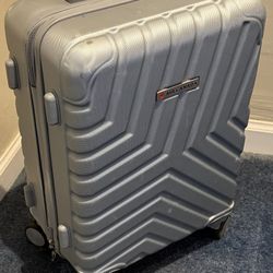 Air Canada Lightweight Hard Case Luggage Cheap!