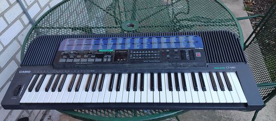 Casio CT-680 Keyboard (1980)