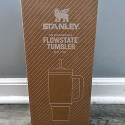 Hello Kitty 50th Anniversary Stanley Quencher H2.0 FlowState Tumbler