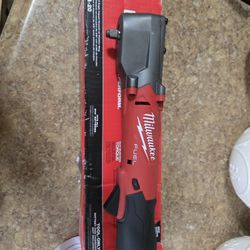 Milwaukee M12 Right Angle Impact 